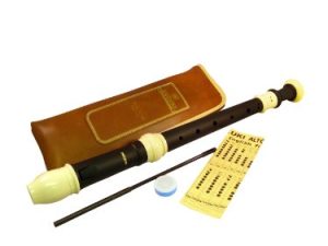 Suzuki Musical Instrument Corporation ARE-710 3-Piece Alto Recorder